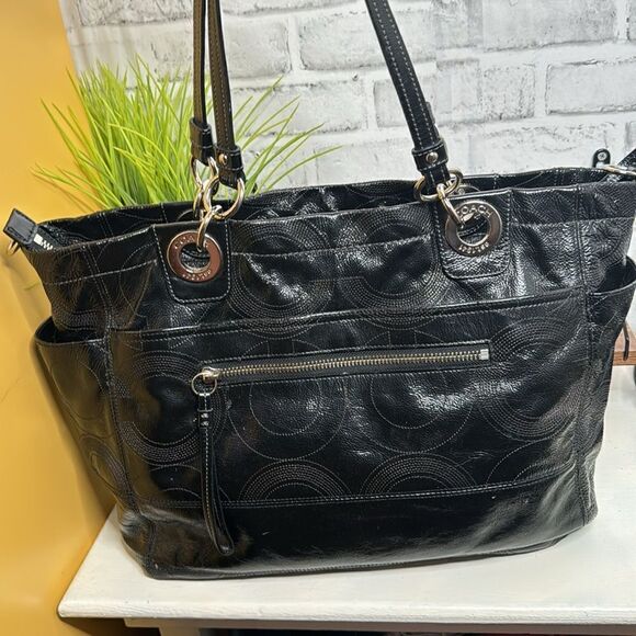 Coach Alex Signature Black Patent Leather Baby Diaper Travel Tote Bag - Picture 4 of 11